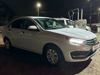 2023 Lada (ВАЗ) Vesta I Рестайлинг (NG), белый, 1350000 рублей, вид 2