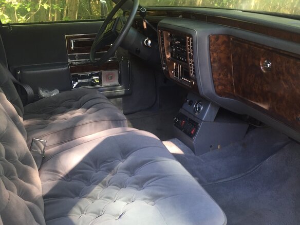 1991 Cadillac Brougham, чёрный, 6999999 рублей - вид 1