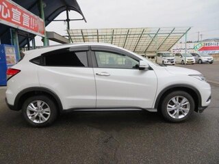 2019 Honda Vezel I, белый, 1350000 рублей, вид 3