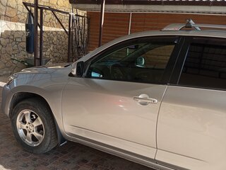 2009 Toyota RAV4 III (XA30), серебристый, 1275000 рублей, вид 1
