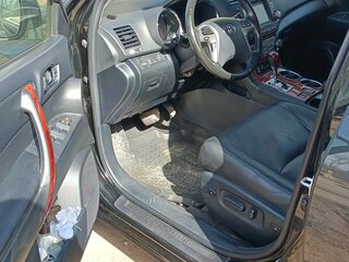 2013 Toyota Highlander II (XU40) Рестайлинг, чёрный, 2400000 рублей, вид 1