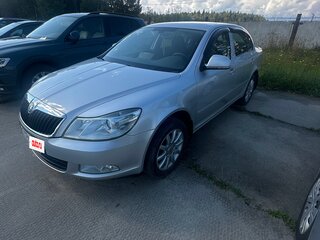 2013 Skoda Octavia II (A5) Рестайлинг, серебристый, 860000 рублей, вид 1