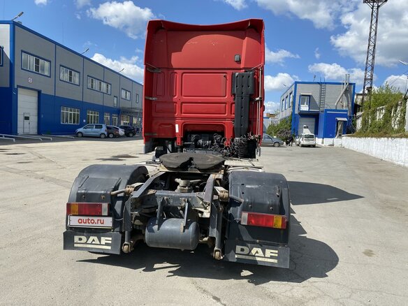 2009 DAF XF 105, пурпурный, 3000000 рублей - вид 5