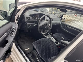 2011 Mercedes-Benz B-Класс 180 I (W245) Рестайлинг, белый, 900000 рублей, вид 4