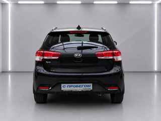 2017 Kia Rio III Рестайлинг, чёрный, 1350000 рублей, вид 3
