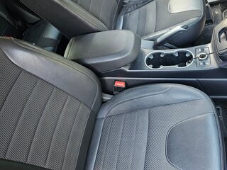 2015 Ford Kuga II, серый, 1400000 рублей, вид 4