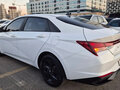 2022 Hyundai Avante VII, белый - вид 2