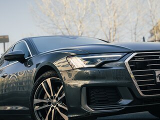 2020 Audi A6 45 TDI V (C8), серый, 6200000 рублей, вид 3