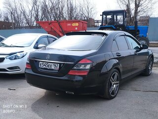 2007 Mercedes-Benz S-Класс 320 V (W221), чёрный, 1600000 рублей, вид 2