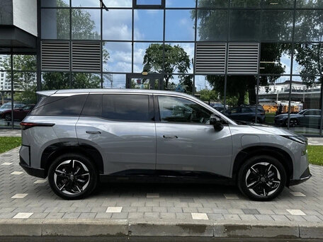 2026 Toyota bZ3X 58.3 kWh, серый, 2342000 рублей, вид 5