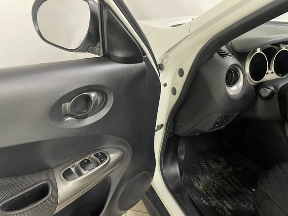 2013 Nissan Juke I, белый, 940000 рублей - вид 16