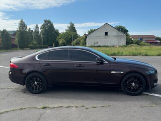 2019 Jaguar XF II, пурпурный, 2550000 рублей, вид 4
