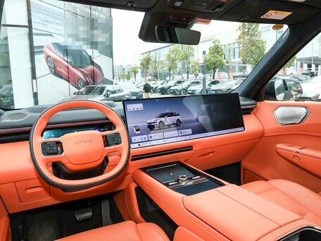 2025 Lynk & Co 900, белый, 7300000 рублей, вид 5