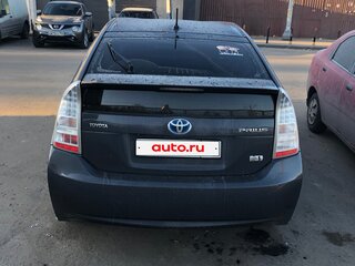 2011 Toyota Prius III (XW30), серый, 1150000 рублей, вид 3