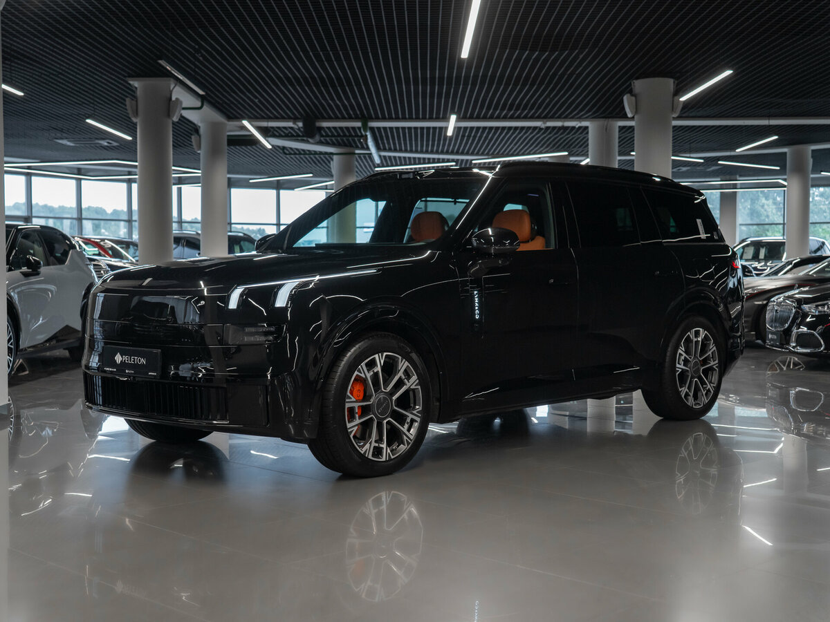Открыть фотографии: Lynk & Co 900