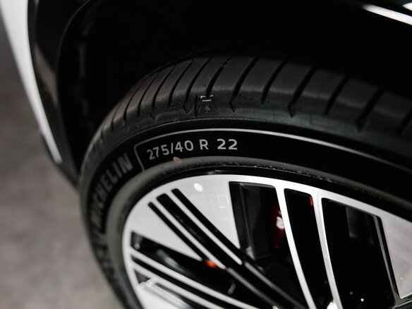 2026 Zeekr 8X 70 kWh, белый, 11428000 рублей - вид 6