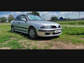 2003 Mitsubishi Carisma I Рестайлинг, серебристый, 300000 рублей, вид 2