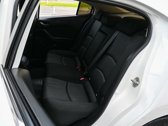 2014 Mazda 3 III (BM), белый, 1449000 рублей - вид 8