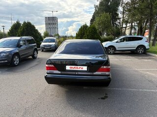 1998 Mercedes-Benz S-Класс 320 III (W140) Рестайлинг, чёрный, 2000000 рублей, вид 4