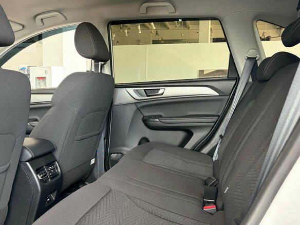 2026 Haval M6 II, белый - вид 25