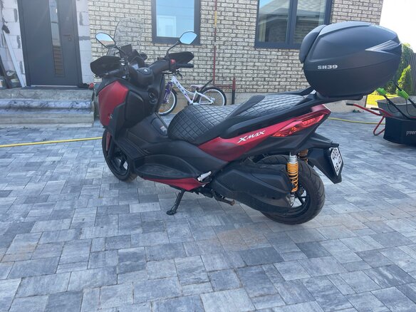 2022 Yamaha XMAX, красный, 550000 рублей - вид 3