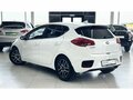 2017 Kia Ceed II Рестайлинг, белый - вид 3