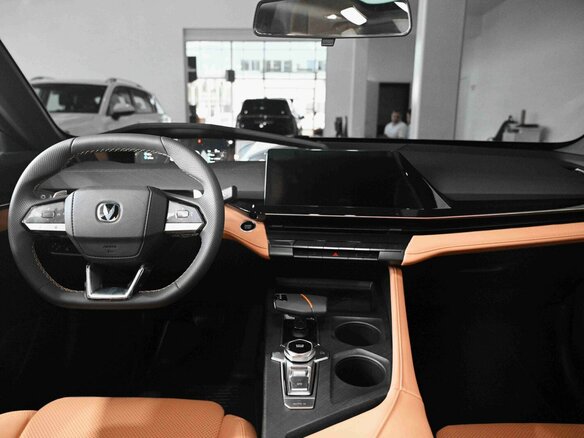 2024 Changan UNI-V I, серый, 3329900 рублей - вид 12