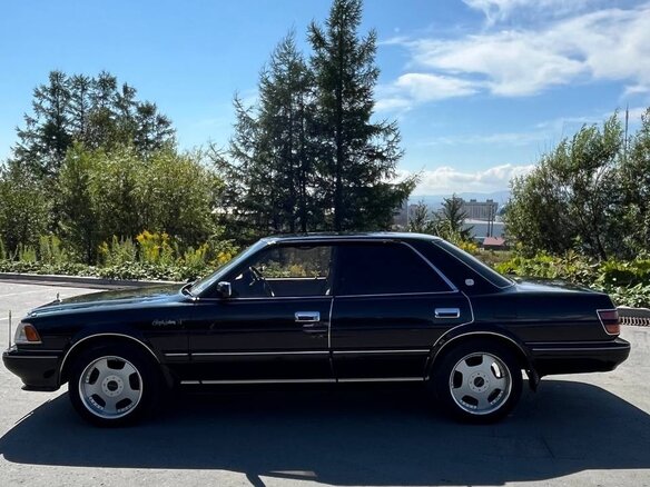 1988 Toyota Crown VIII (S130), чёрный, 1000000 рублей - вид 12