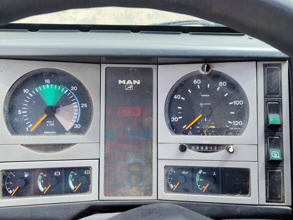 2004 MAN LE/L 2000, чёрный, 1500000 рублей - вид 1