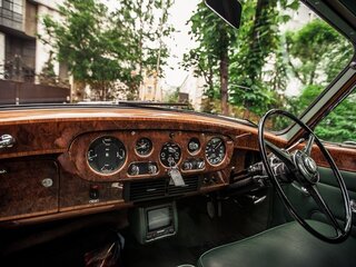 1963 Rolls-Royce Phantom V, белый, 11800000 рублей, вид 5