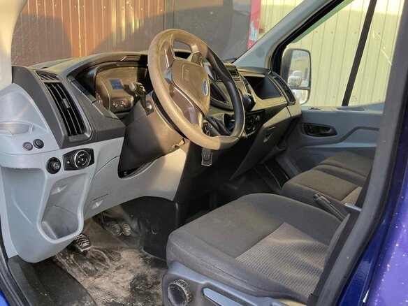 2017 Ford Transit, синий, 2250000 рублей - вид 6