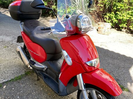 2006 Aprilia Scarabeo 250, красный, 250000 рублей, вид 2