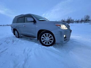 2011 Lexus LX 570 III, серебристый, 3800000 рублей, вид 2