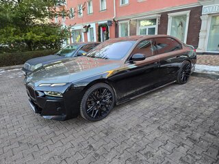 2023 BMW 7 серии 740d xDrive VII (G70), чёрный, 18888888 рублей, вид 1