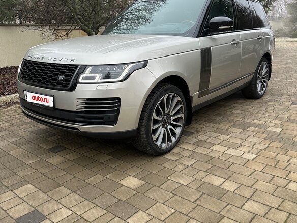 2019 Land Rover Range Rover IV Рестайлинг, золотистый, 9200000 рублей - вид 1