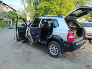 2008 Hyundai Tucson I, серебристый, 790000 рублей, вид 4