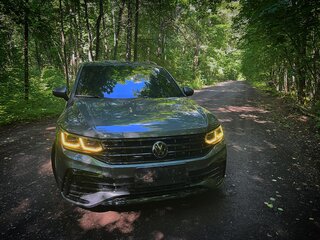 2021 Volkswagen Tiguan II Рестайлинг, серый, 2750000 рублей, вид 2