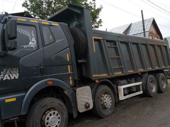2017 FAW J6 CA3310, серый, 3790000 рублей - вид 3