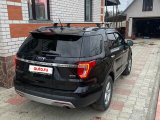 2017 Ford Explorer V Рестайлинг, чёрный, 2190000 рублей, вид 4