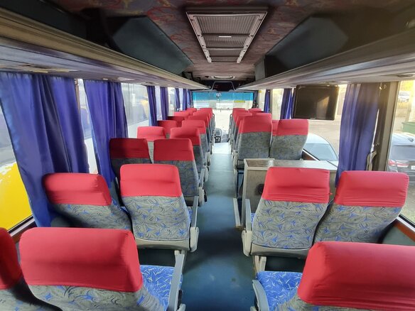 2000 Volvo B12 Series, белый, 2600000 рублей - вид 4