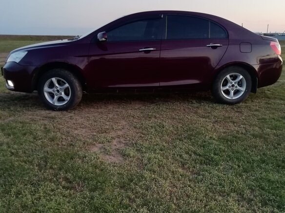 2012 Geely Emgrand, красный - вид 9