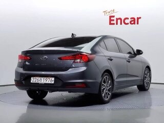 2019 Hyundai Avante VI Рестайлинг, серый, 1640000 рублей, вид 3