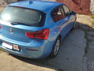 2018 BMW 1 серии 118i II (F20/F21) Рестайлинг 2, синий, 2500000 рублей, вид 4