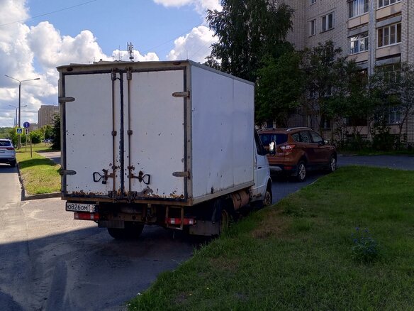 2009 ГАЗ ГАЗель (3302), белый, 300000 рублей - вид 1