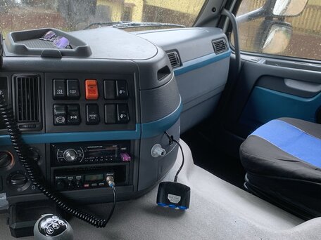 2007 Volvo FM, белый, 4200000 рублей, вид 4