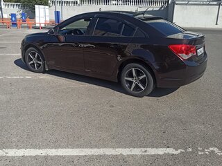 2014 Chevrolet Cruze I Рестайлинг, коричневый, 900000 рублей, вид 4