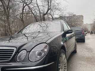 2005 Mercedes-Benz E-Класс 350 III (W211, S211), чёрный, 1000000 рублей, вид 1