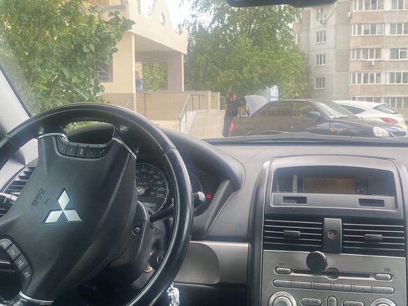 2008 Mitsubishi Galant IX Рестайлинг 2, серебристый, 750000 рублей - вид 9