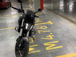2019 Bajaj Dominar 400, чёрный, 360000 рублей, вид 2