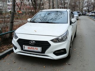 2018 Hyundai Solaris II, белый, 1500000 рублей, вид 2